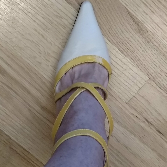 Shoes - Picture 1 of 15